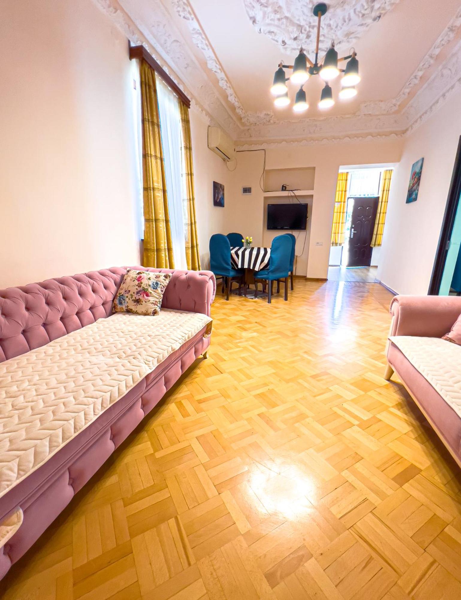 Apartment Deme Kutaisi Bagian luar foto
